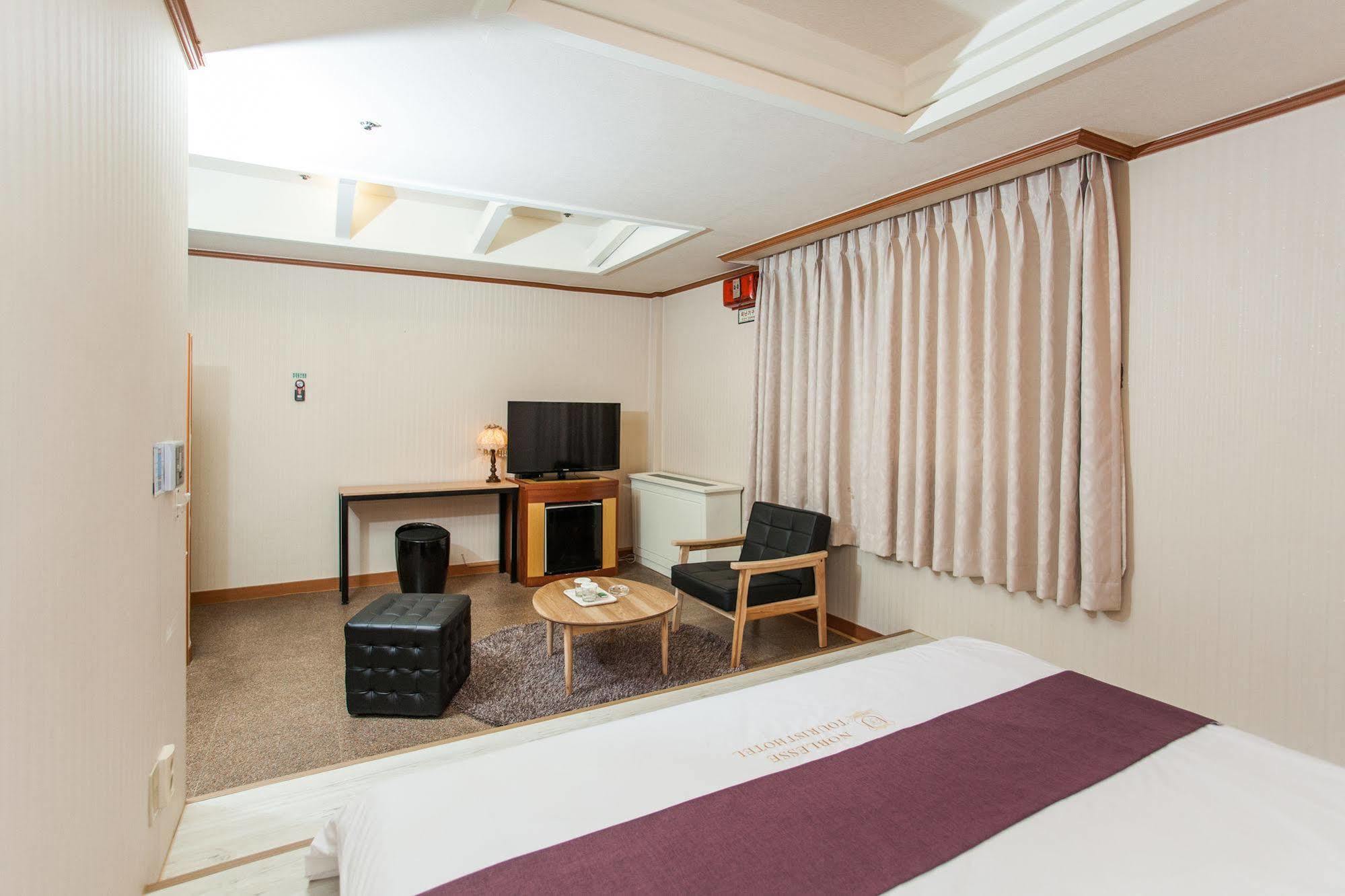 Hotel Noblesse Seul Dış mekan fotoğraf