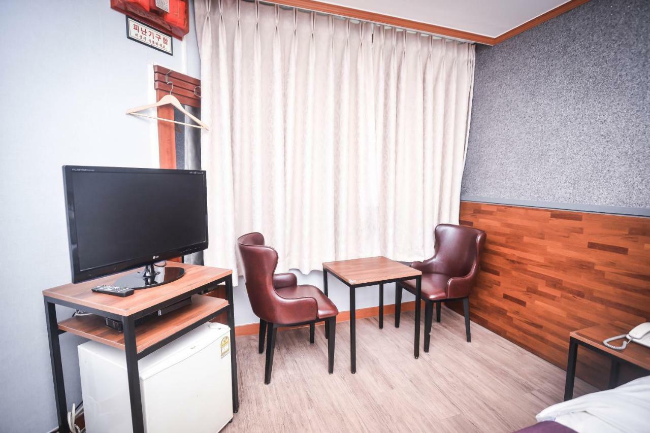 Hotel Noblesse Seul Dış mekan fotoğraf