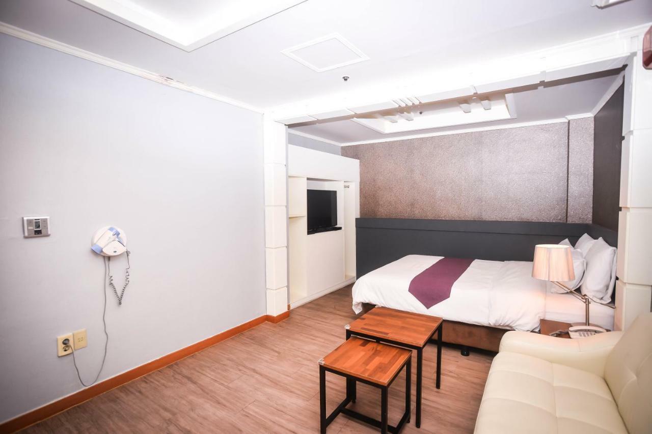 Hotel Noblesse Seul Dış mekan fotoğraf