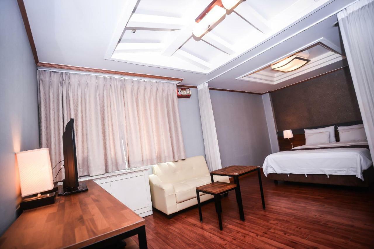 Hotel Noblesse Seul Dış mekan fotoğraf